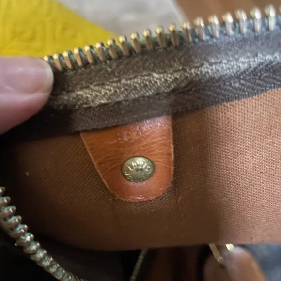 💎Sold Vintage travel bag. Very good condition. - Picture 3 of 10